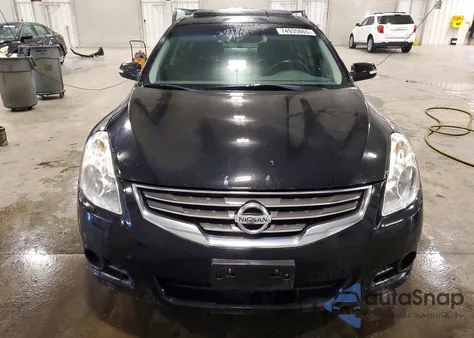 2010 Nissan Altima Base z USA, uszkodzony, nr VIN 1N4AL2AP1AN516137